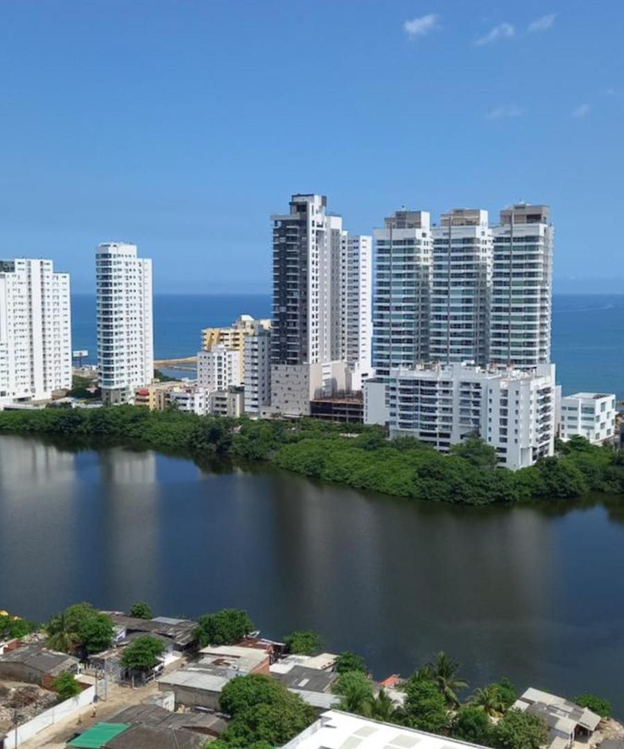 Moderno Con Piscina Y Vistas Espectaculares