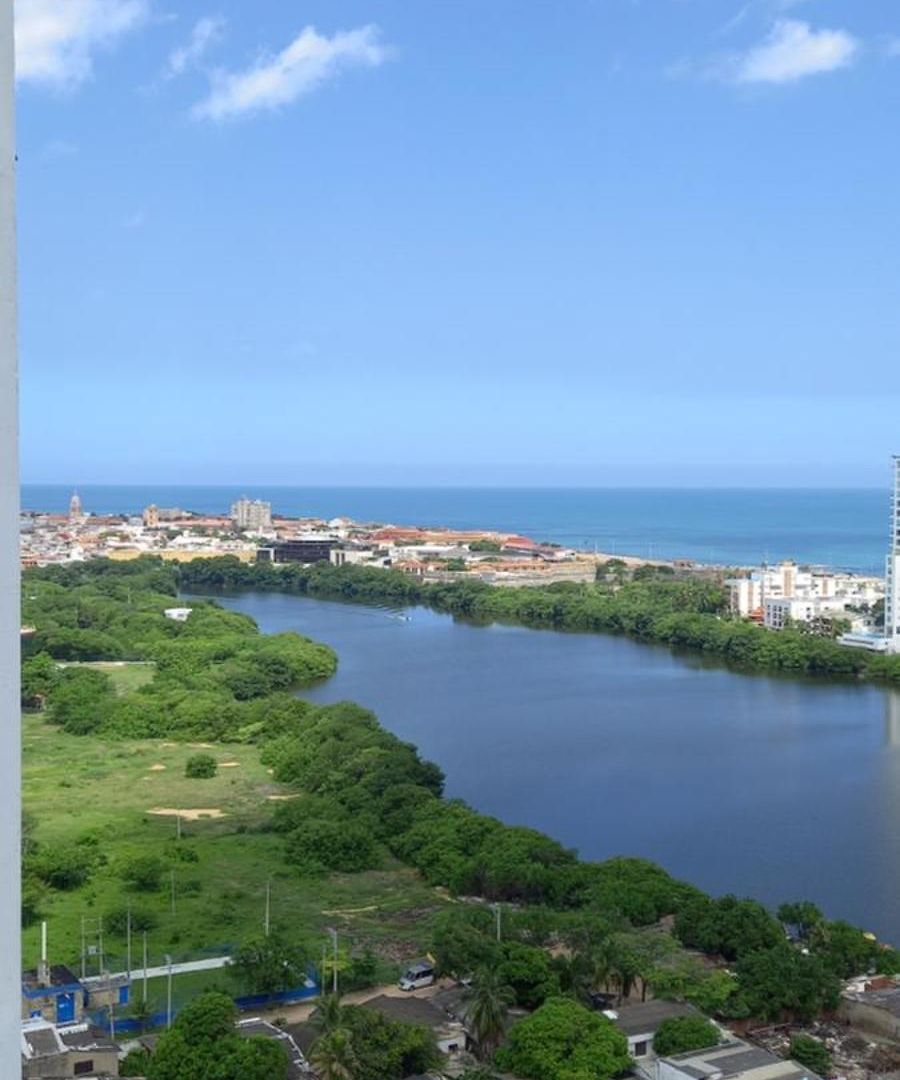 Moderno Con Piscina Y Vistas Espectaculares *