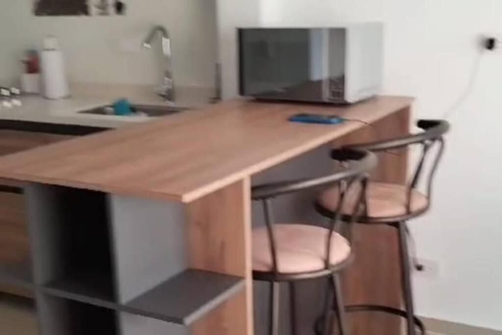 Moderno Con Piscina Y Vistas Espectaculares Apartamento *
