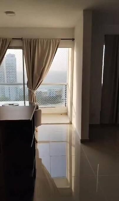 Moderno Con Piscina Y Vistas Espectaculares *