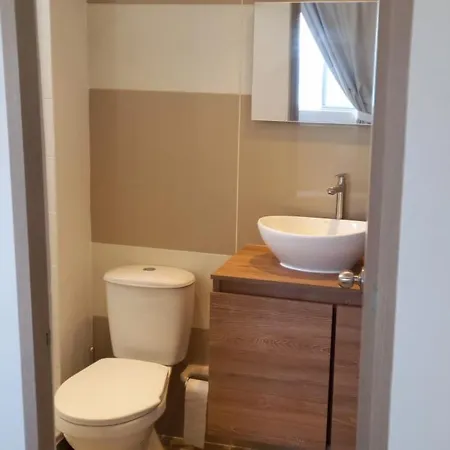 Moderno Con Piscina Y Vistas Espectaculares Apartamento *