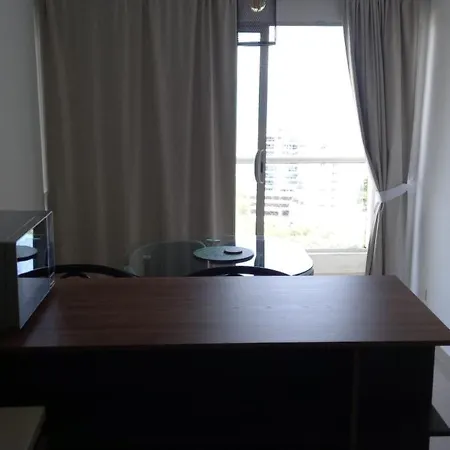 Moderno Con Piscina Y Vistas Espectaculares *