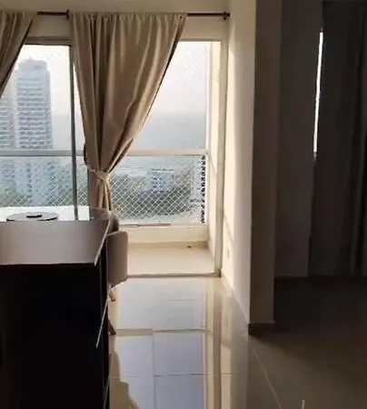 Moderno Con Piscina Y Vistas Espectaculares *